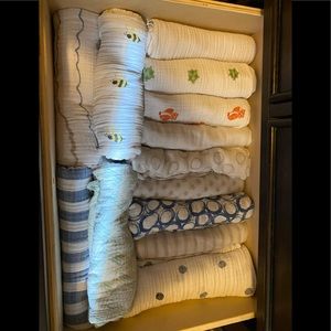 ❌❌sold ❌❌Aden & Anais Muslin swaddle blankets